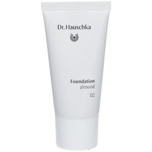 Dr. Hauschka Foundation 02 Almond